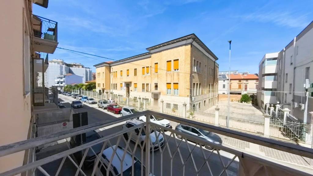 appartamento in vendita a Civitanova Marche in zona Fontespina