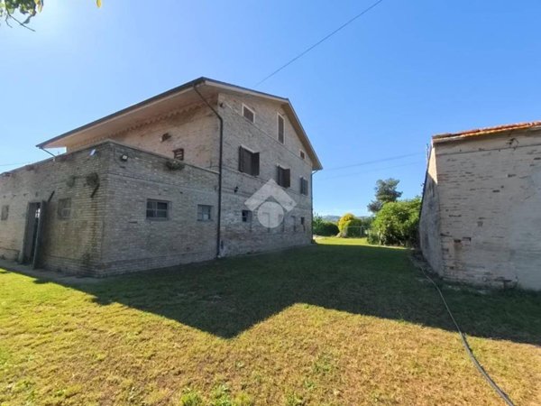 casa indipendente in vendita a Civitanova Marche in zona Santa Maria Apparente