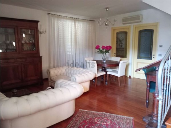 casa indipendente in vendita a Civitanova Marche in zona Santa Maria Apparente