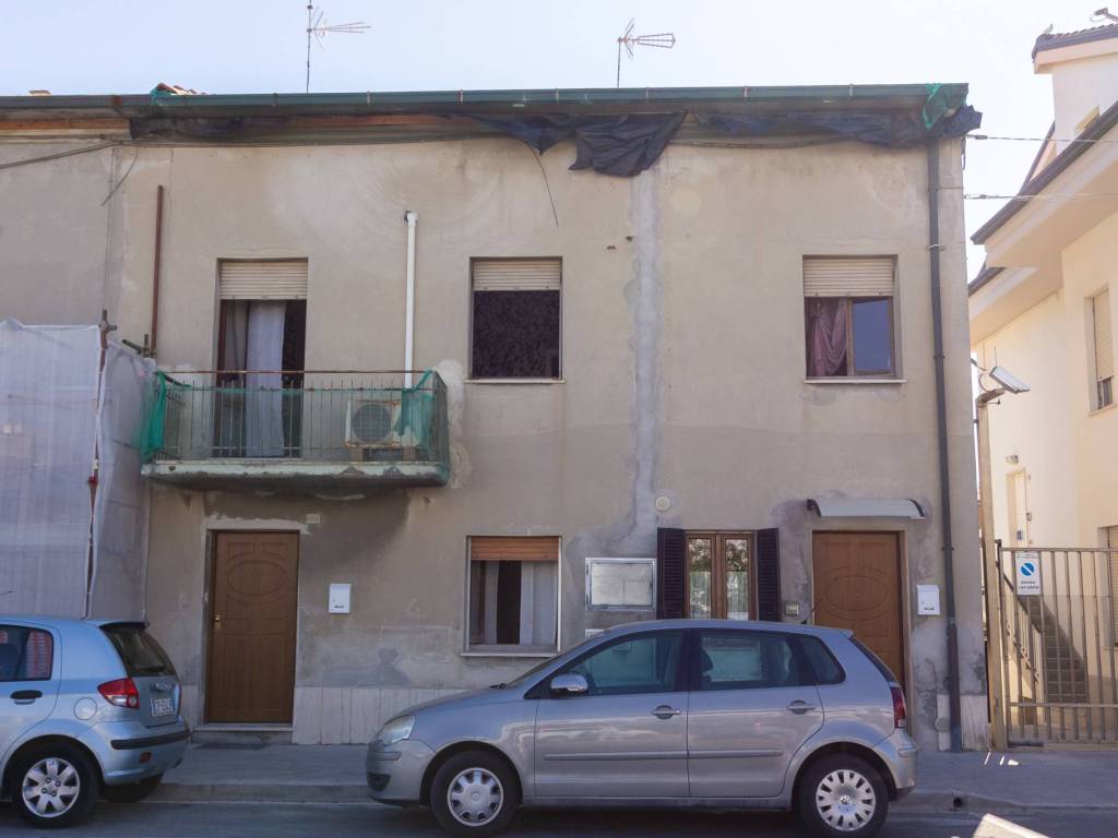 casa indipendente in vendita a Civitanova Marche in zona Fontespina