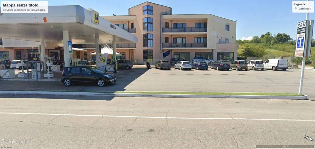 negozio in vendita a Civitanova Marche in zona Porto Civitanova