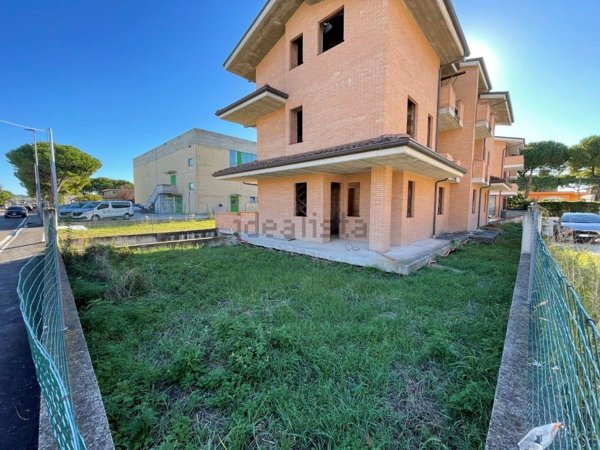 appartamento in vendita a Civitanova Marche in zona San Marone