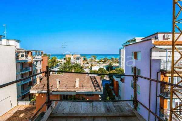 appartamento in vendita a Civitanova Marche in zona Porto Civitanova
