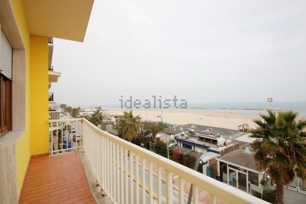 appartamento in vendita a Civitanova Marche in zona Porto Civitanova