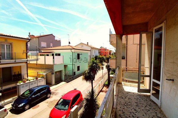 appartamento in vendita a Civitanova Marche in zona San Marone