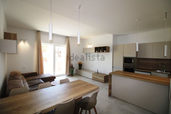 appartamento in vendita a Civitanova Marche in zona Maranello