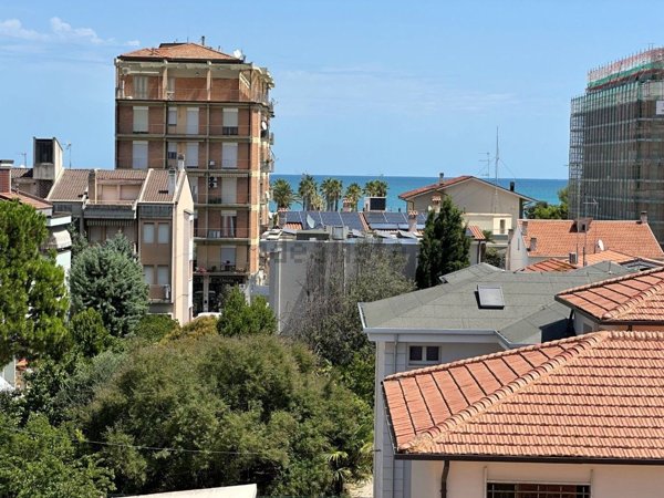 appartamento in vendita a Civitanova Marche in zona Porto Civitanova