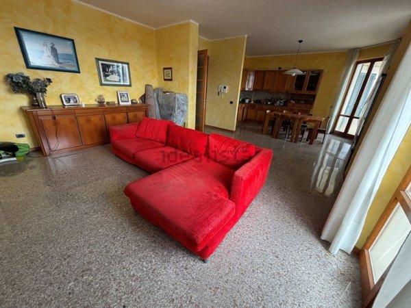 appartamento in vendita a Civitanova Marche in zona Santa Maria Apparente