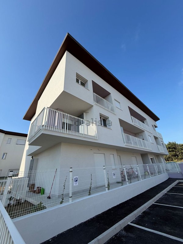 appartamento in vendita a Civitanova Marche in zona San Marone