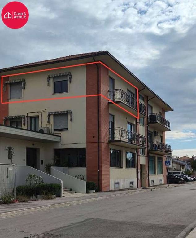 ufficio in vendita a Civitanova Marche in zona San Marone