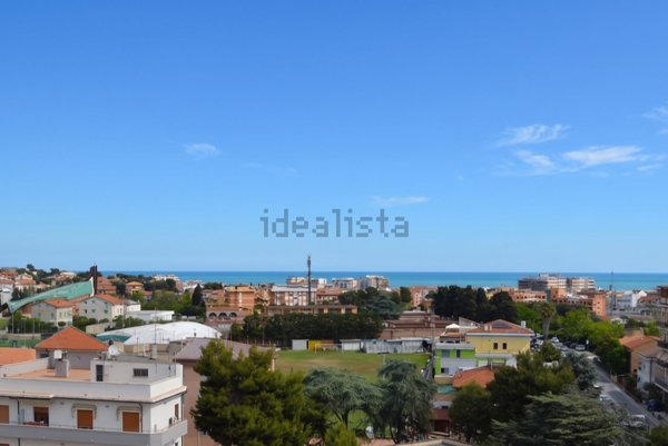 appartamento in vendita a Civitanova Marche in zona San Marone
