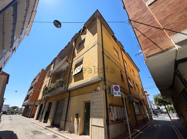 appartamento in vendita a Civitanova Marche in zona San Marone