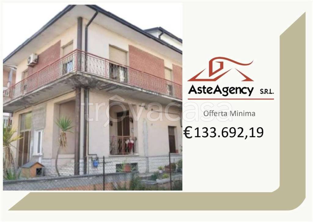 appartamento in vendita a Civitanova Marche in zona San Marone