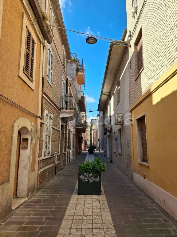 casa indipendente in vendita a Civitanova Marche in zona Porto Civitanova