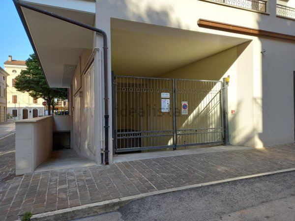 terreno edificabile in vendita a Civitanova Marche in zona Porto Civitanova