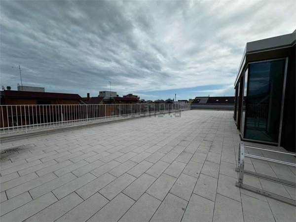 appartamento in vendita a Civitanova Marche in zona Maranello