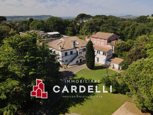 villa in vendita a Civitanova Marche in zona Maranello