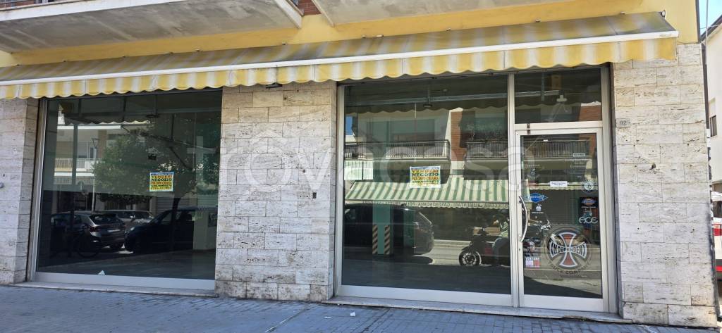 negozio in vendita a Civitanova Marche