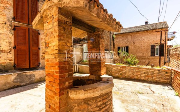 casa indipendente in vendita a Civitanova Marche