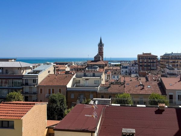 appartamento in vendita a Civitanova Marche in zona Porto Civitanova