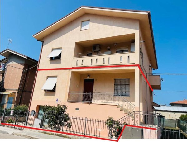 appartamento in vendita a Civitanova Marche in zona San Marone