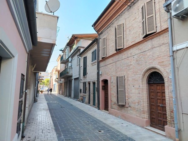 casa indipendente in vendita a Civitanova Marche in zona Porto Civitanova