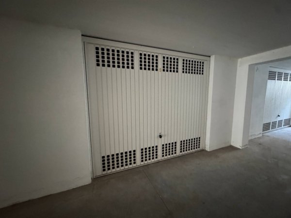 box auto in vendita a Civitanova Marche in zona San Marone