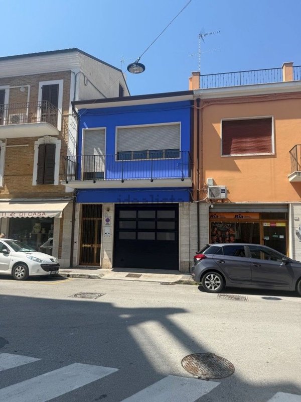 appartamento in vendita a Civitanova Marche in zona Porto Civitanova