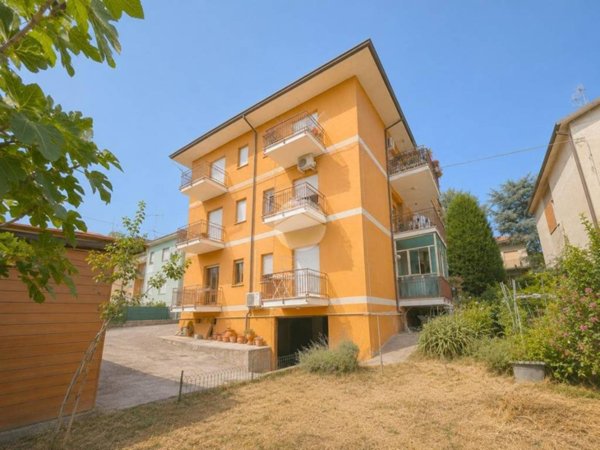 appartamento in vendita a Civitanova Marche in zona San Marone
