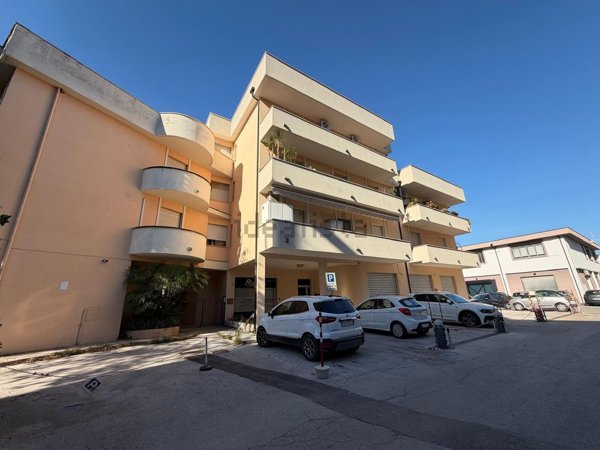 appartamento in vendita a Civitanova Marche in zona San Marone