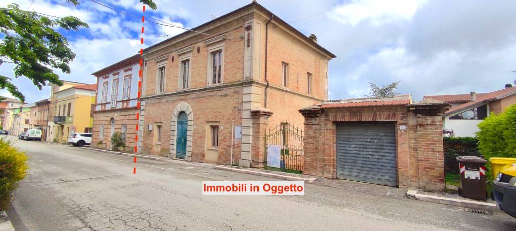 casa indipendente in vendita a Colmurano