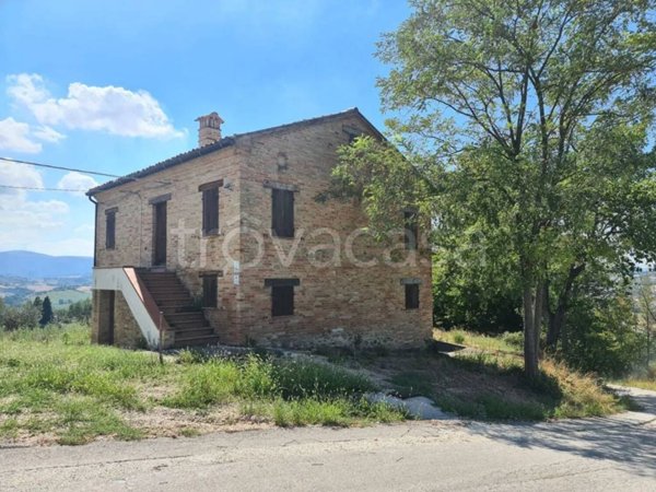casa indipendente in vendita a Colmurano