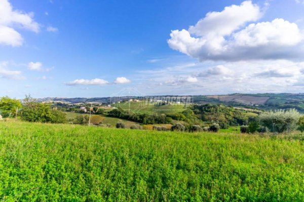 casa indipendente in vendita a Corridonia