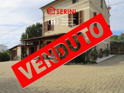 casa indipendente in vendita a Corridonia