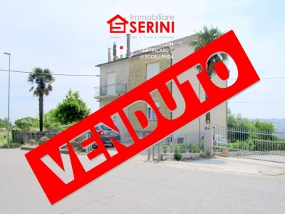 casa indipendente in vendita a Corridonia