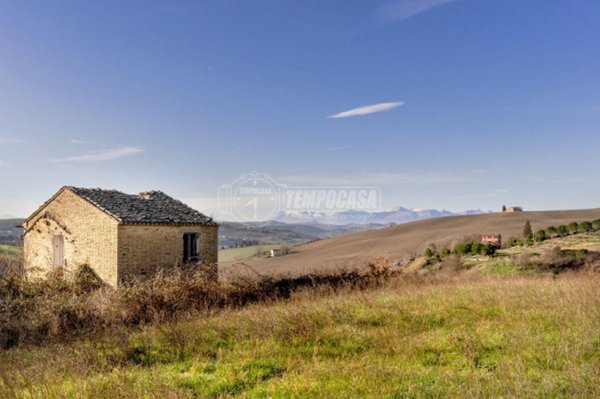 casa indipendente in vendita a Corridonia