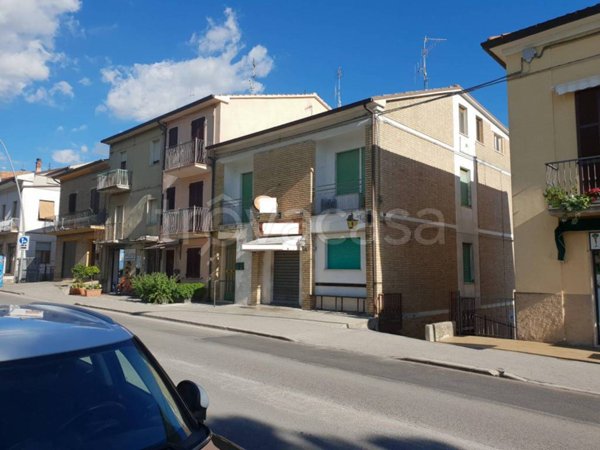 casa indipendente in vendita a Corridonia