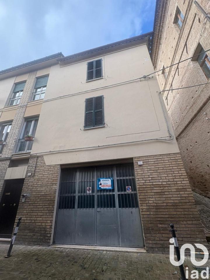 casa indipendente in vendita a Corridonia