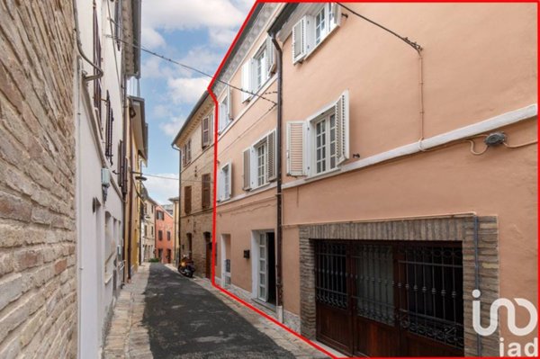 casa indipendente in vendita a Corridonia
