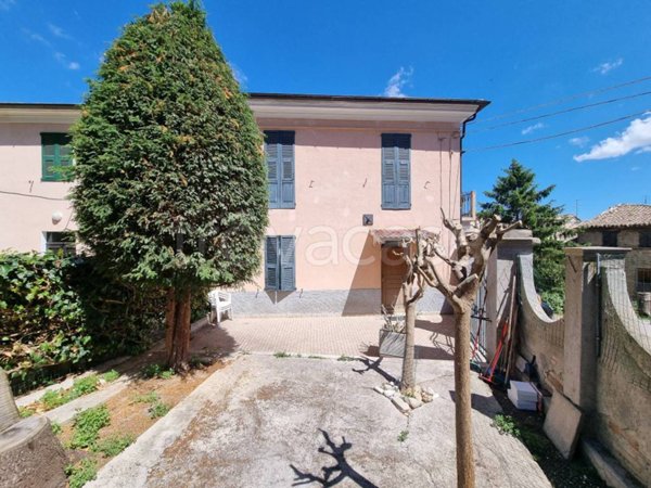 casa indipendente in vendita a Corridonia