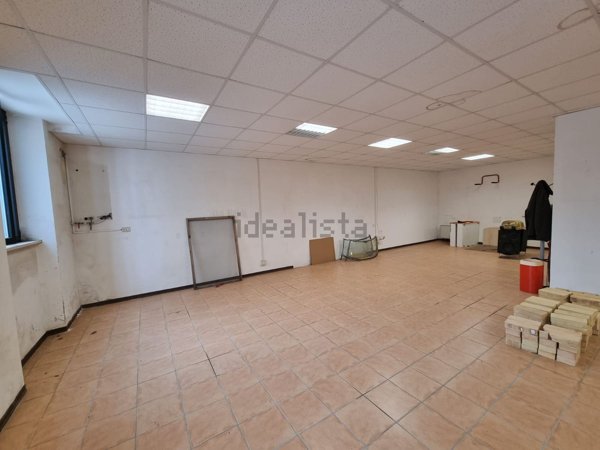 negozio in vendita a Corridonia