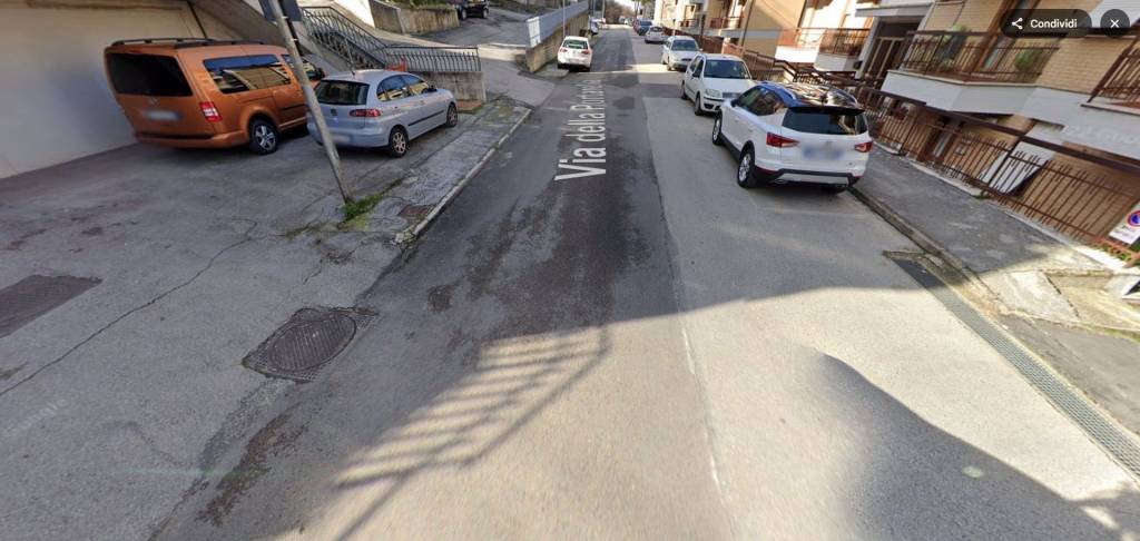 locale commerciale in vendita a Corridonia