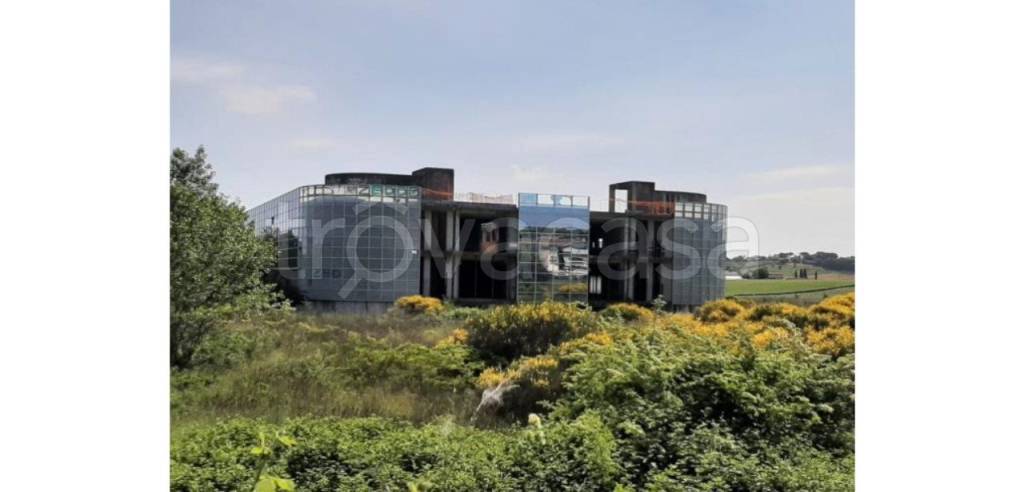casa indipendente in vendita a Corridonia