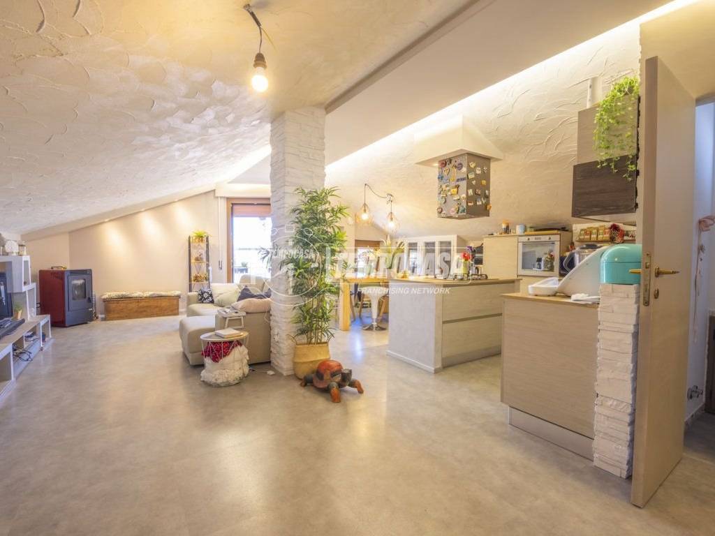 appartamento in vendita a Corridonia in zona San Claudio