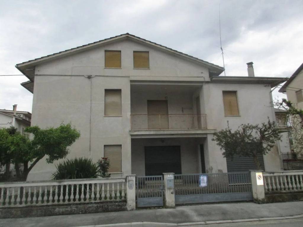 casa indipendente in vendita a Corridonia in zona Passo del Bidollo