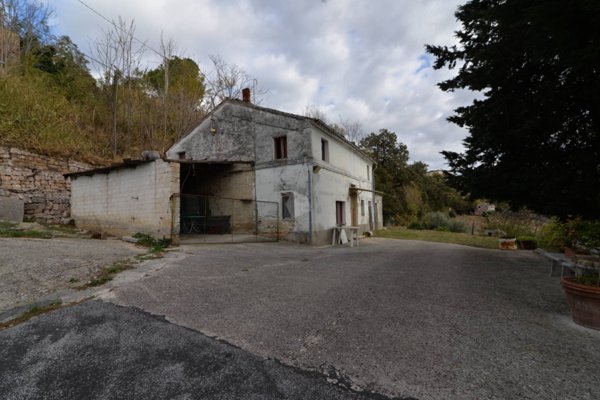casa indipendente in vendita a Corridonia