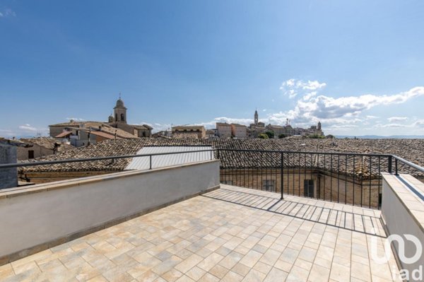 casa indipendente in vendita a Corridonia