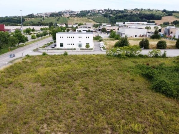 terreno agricolo in vendita a Corridonia