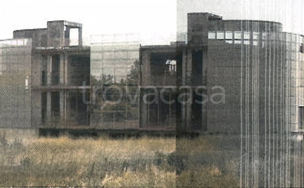 locale commerciale in vendita a Corridonia