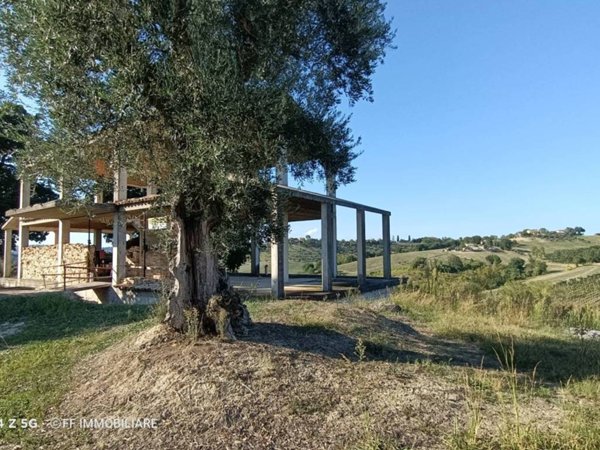 casa indipendente in vendita a Corridonia